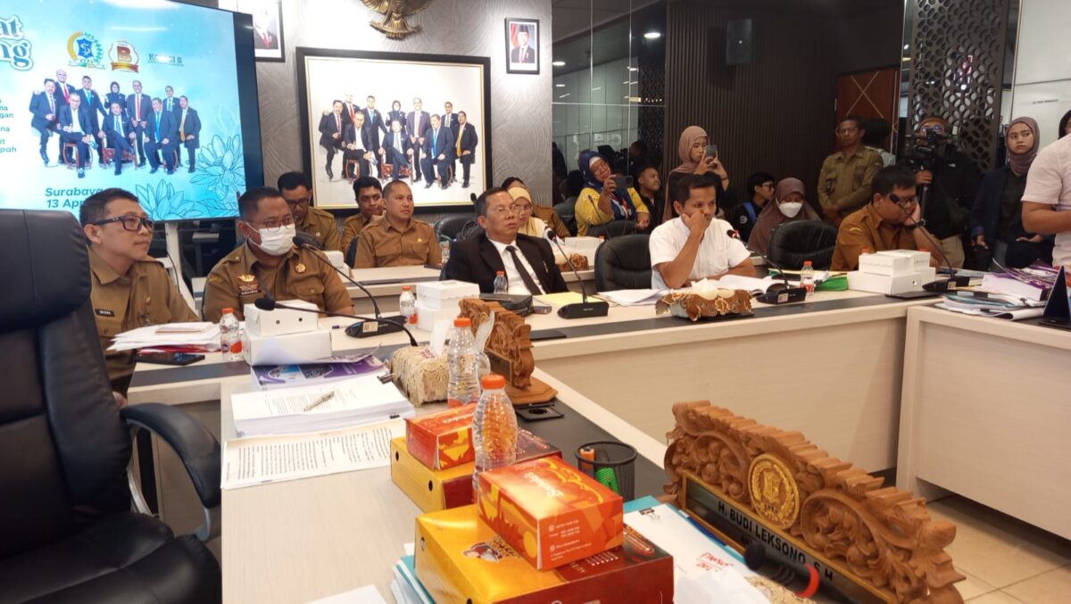 DPRD Surabaya pemkot Surabaya unicomindo