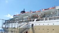 Kapal-Motor-KM-Sirimau-sandar-di-Pelabuhan-Lorens-Say-Maumere.jpg