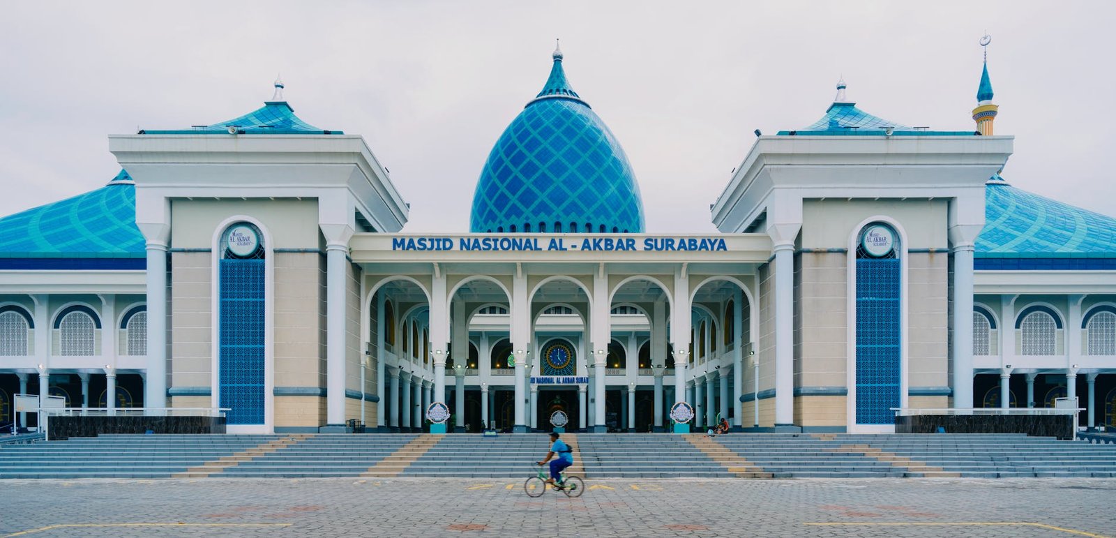mengunjungi-kabupaten-di-jawa-timur-untuk-36225580