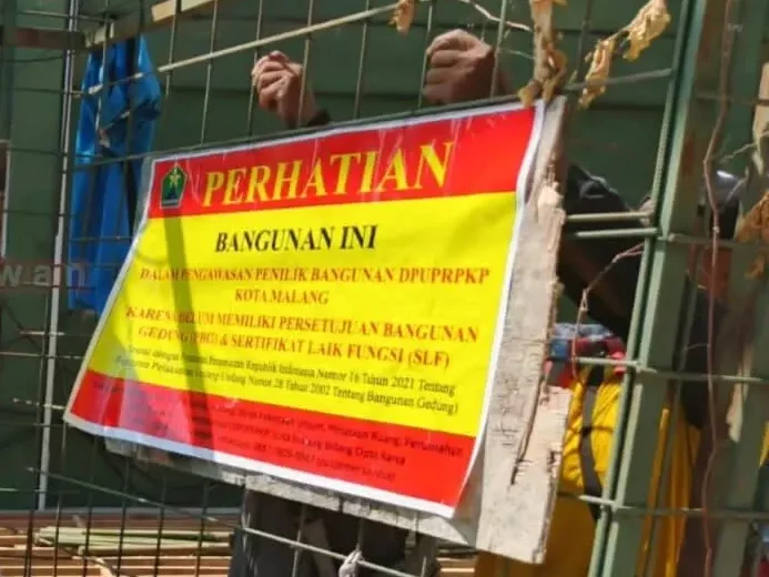 Sungai Kadalpank Sungai Kadalpank di Jalan Semeru, Kota Malang,