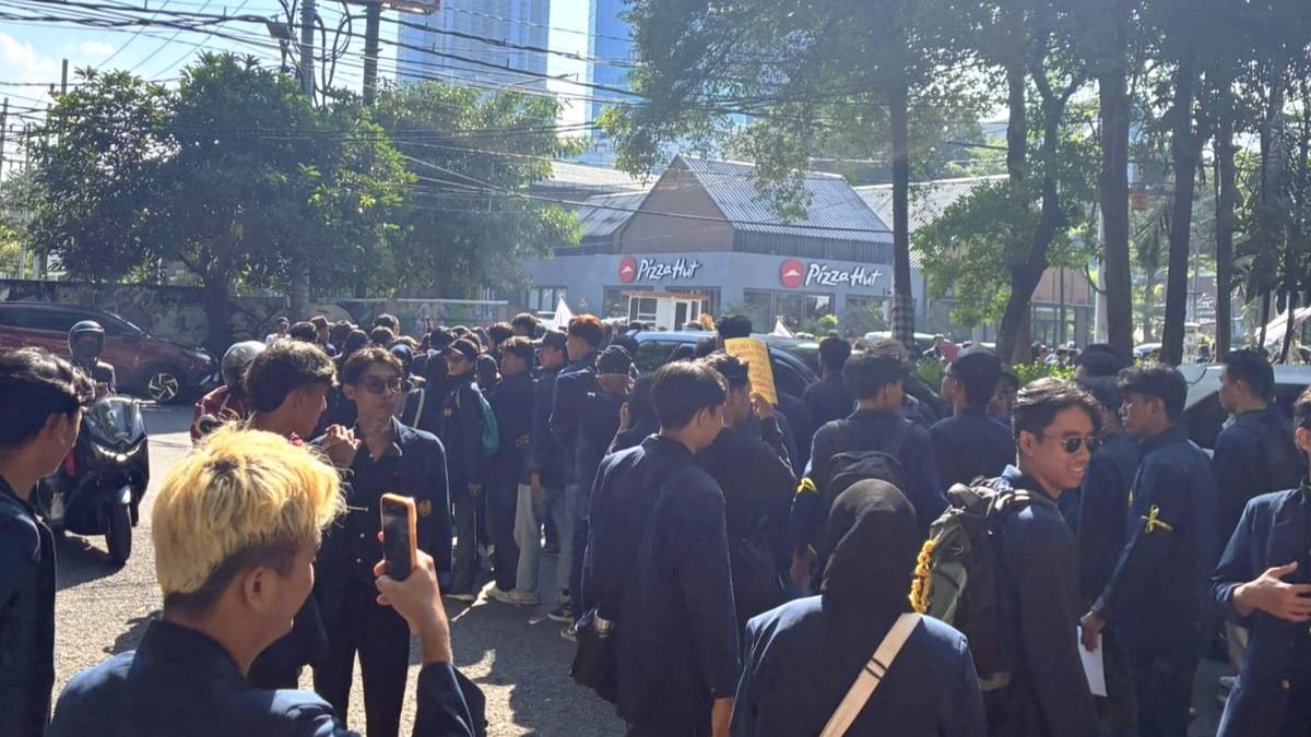 Demo Mahasiswa Surabaya Surabaya